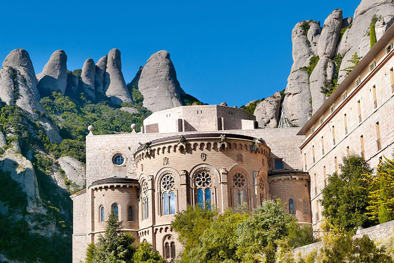 From Barcelona: Montserrat Full-Day Guided Tour
