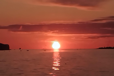 Riga: Daugava Boat Cruise to the Gulf of Riga