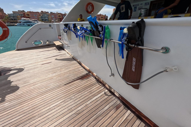 From Sharm: Discover Dahab With Snorkeling &amp; Optional Diving