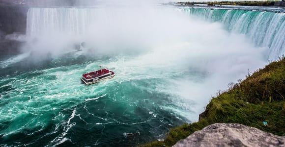Niagara: Glückseligkeitstour mit Maid of Mist, Cave of Winds und mehr
