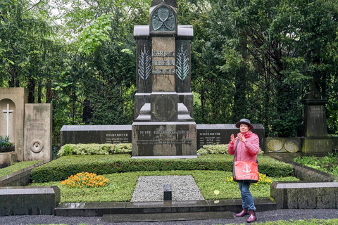 Melaten Friedhof: Wycieczka z przewodnikiem wszystkimi zmysłamiOgólnodostępna wycieczka w języku niemieckim