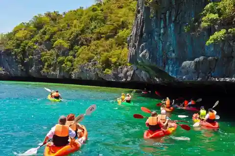 KOH SAMUI : Ang Thong Marine Park Adventure with Kayaking