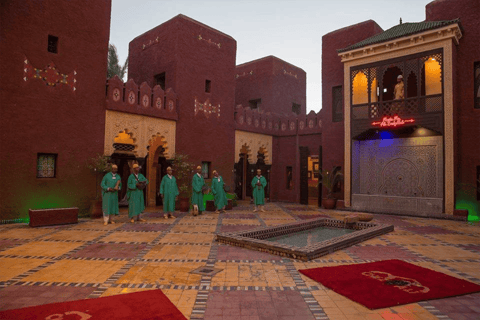 مراكش عرض الفانتازيا الفولكلوري وعشاء مغربي في شي علي فانتازيا