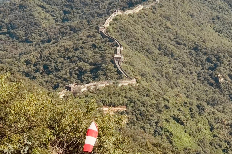 Beijing: The Mutianyu Great Wall Paragliding Experience