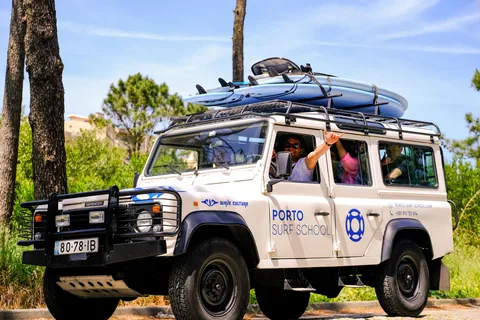 Lezioni di surf a Porto con trasferimento alla Porto Surf School