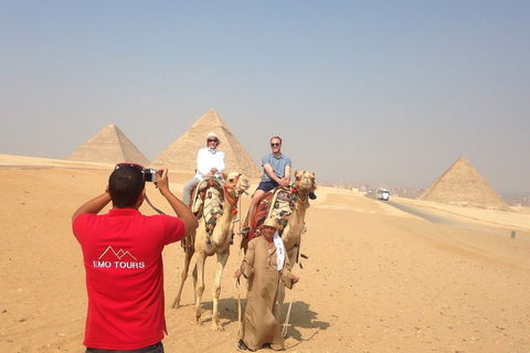 Depuis le Caire : visite privée pyramide, musée et bazar