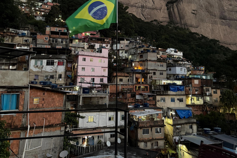 Rio de Janeiro: Private Rocinha Tour by Two Local Cousins