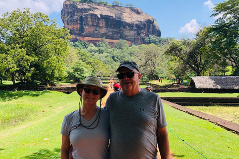 Sigiriya en Dambulla Privé Dagvullende TourTour vanuit het Negombo-gebied