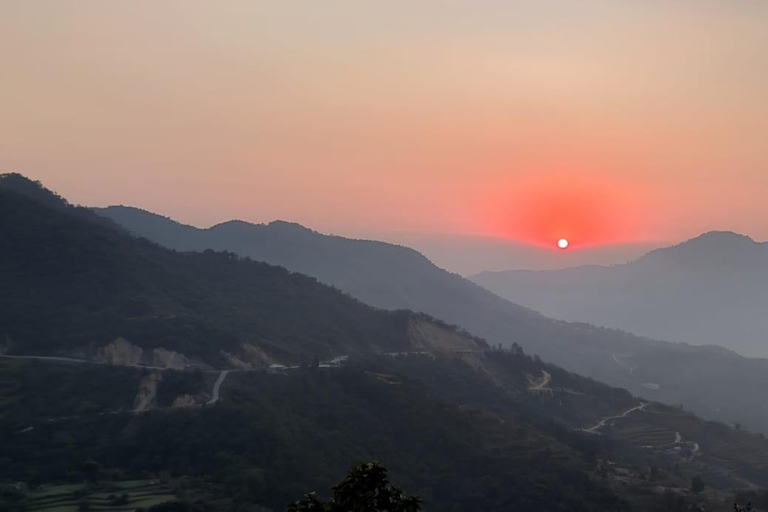 Nagarkot Sunrise: Hike, Newari Lunch & Spa Massage
