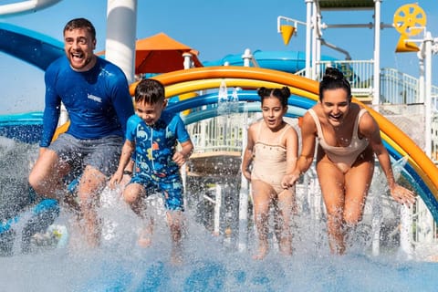 Dubai: Grand Hyatt Waterpark Ticket with GMC Yukon Transfer