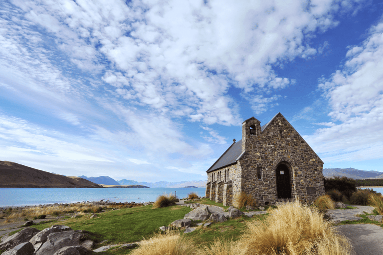 Queenstown: Private Day Trip to Lake Tekapo, Pukaki & More