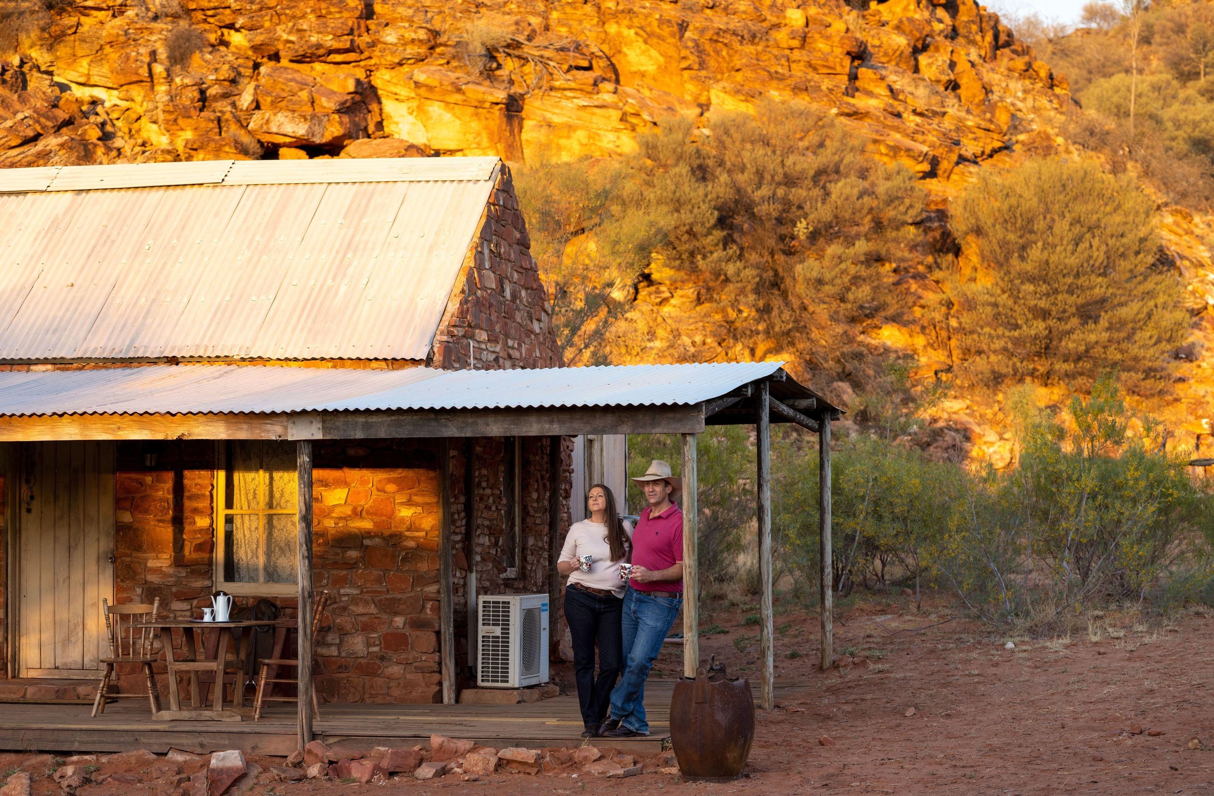 Alice Springs: Red Centre Journey Tour mit Morgentee
