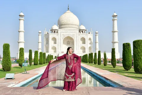 From Delhi: Taj Mahal & Agra Tour By Gatimaan Express Train