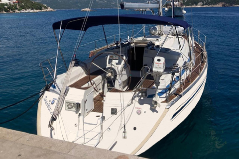 دوبروفنيك - جولة خاصة لمدة نصف يوم بالقارب الشراعي إلى جزر إلافيتي