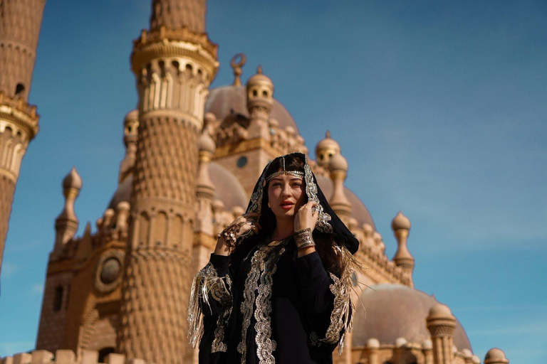 Sharm: Private Photoshoot with Hotel Pickup and Drop-off Private 3-Hour Photoshoot in 3 Locations