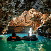Yogyakarta: Pindul Cave & Stone Age Dining (All Inclusive) Yogyakarta: Pindul Cave & Stone Age Dining (All Inclusive)