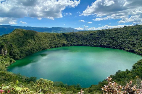 Bogotá in 2 Days: City Tour + Lake Guatavita and Salt Cathedral + Transport + Option 1: Shared Tour