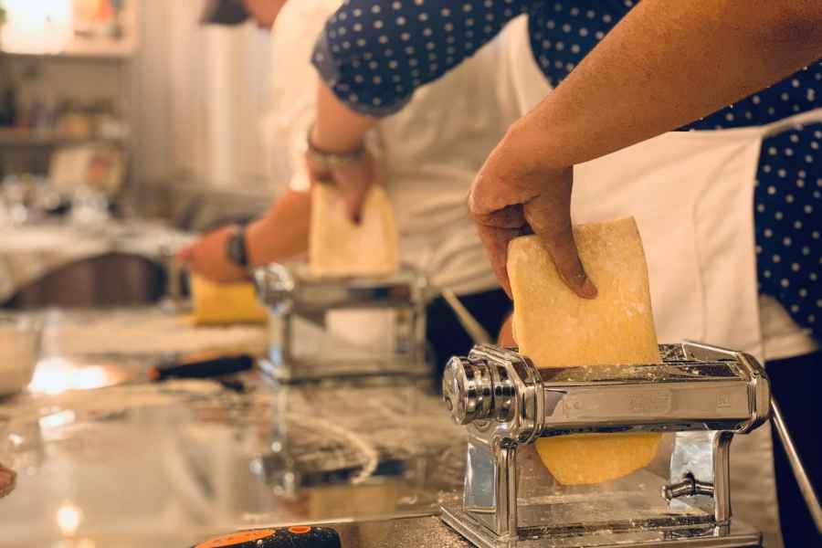 Florenz: Pasta- und Tiramisu-Kochkurs mit Wein