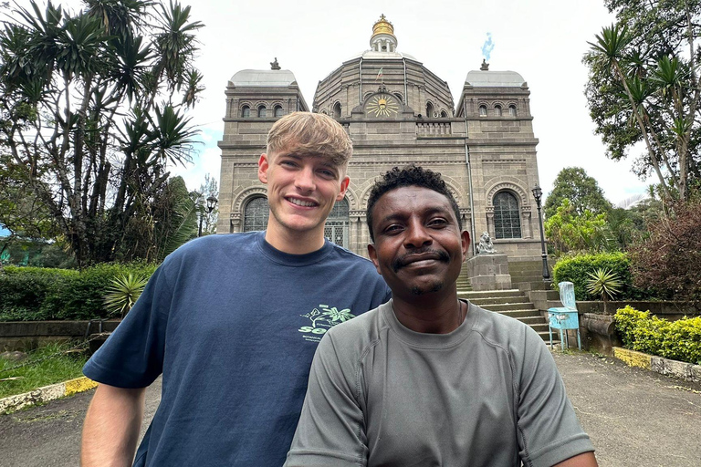 The Pulse of Addis Ababa: City Tour, Modern Art & Culture