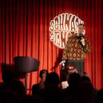 Ecco lo show comico numero 1 di Amburgo, proprio sulla Reeperbahn, con le star della scena!