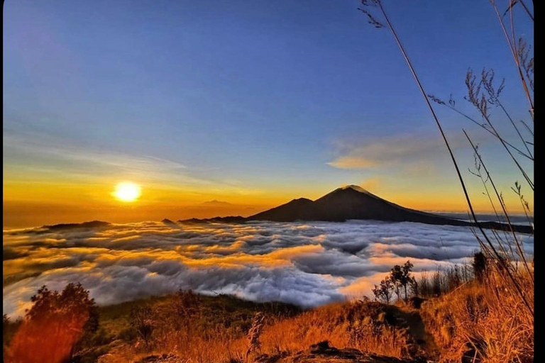 FROM UBUD: Mount Batur Sunrise Hiking With Breakfast Ticket For Hot Spring ( Meeting Point )