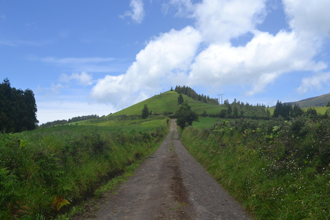 Sao Miguel Hike to Janela do Inferno and Lagoa do Fogo