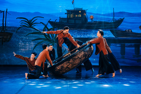 Da Nang: Heritage Show & Mi Quang Show with Noodle Tasting From Hoi An: Heritage Show & Hotel Transfer