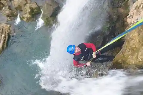 Alicante : Canyoning aquatique dans le ravin de Gorgo de la Escalera