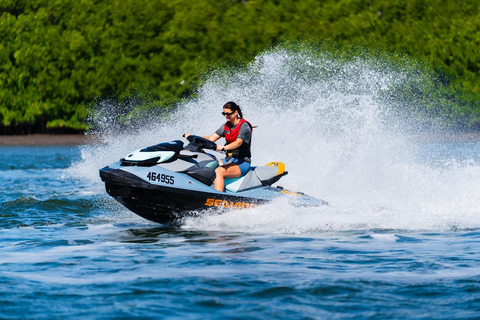 Cairns: 1.5 Hour Jet Ski Coastline Tour