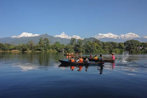 Kathmandu: 4 Days Pokhara Tour With Himalaya Easy Day Hiking