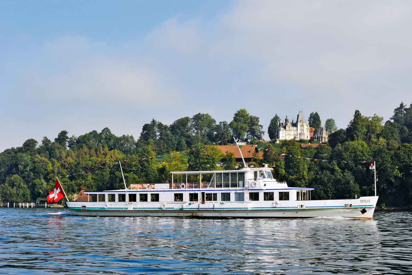 Lucerne: Lake Lucerne 1-hour Discovery Cruise - Lucerne: Lake Lucerne 1-hour Discovery Cruise