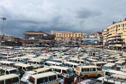Experiencia local de tour a pie por Kampala