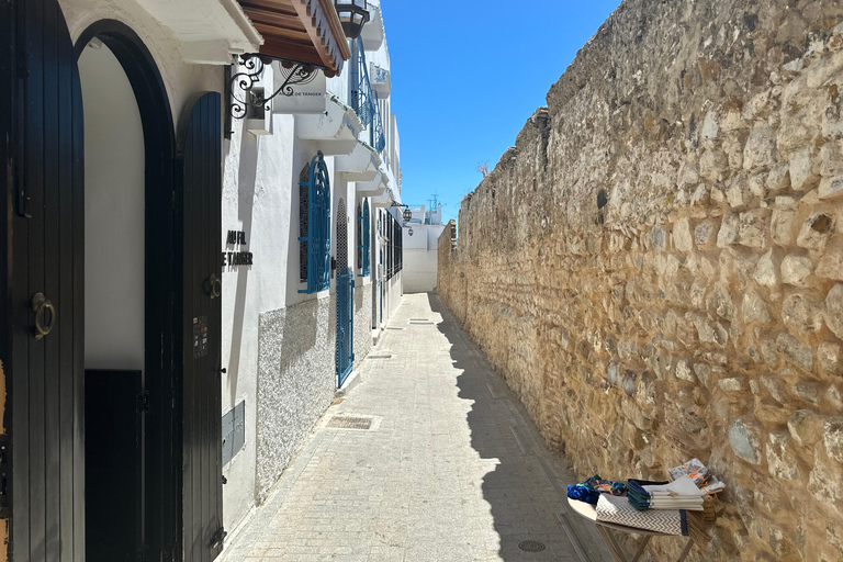 Excursión de un día desde la zona de Málaga a Tánger Marruecos Todo incluidoCruce del Estrecho de Gibraltar de Málaga a Tánger en un día