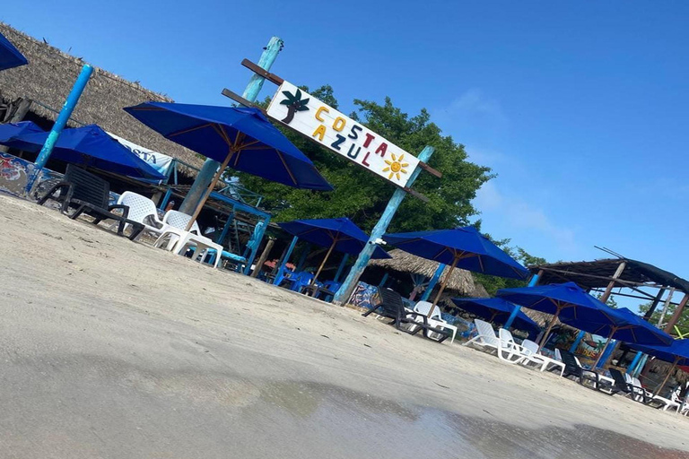Tierra Bomba: Day trip + Lunch + Transport from Cartagena