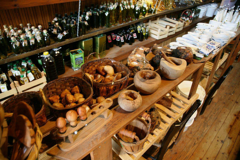 Limassol: tour per crocieristi, olio d&#039;oliva, artigianato e panorami costieriTour per crocieristi in minibus