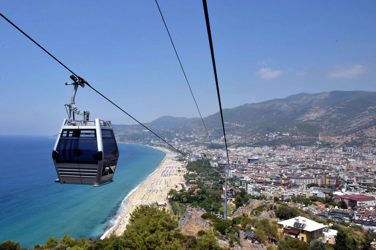 Alanya: tour della città con funivia, tour in barca e pranzo DimcayTour dei punti salienti di Alanya: Funivia, crociera in barca e attrazioni della città