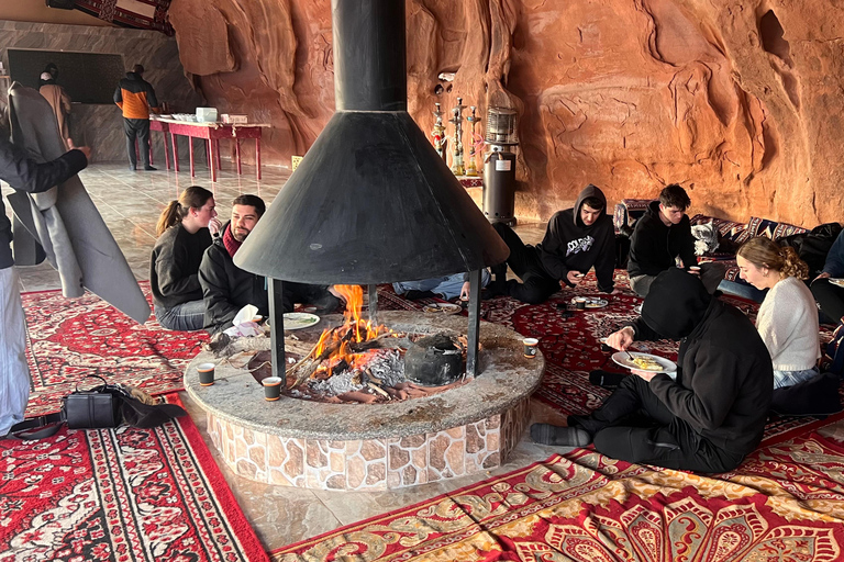 From Wadi Rum: 2-Day Red and White Desert Jeep Tour