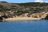 De Paros, Antiparos e Despotiko Full Day Swim Cruise - Housity