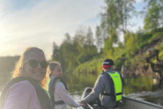 Sälen: Evening Beaver Safari by Canoe