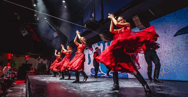 Budapest: Hungarian Dinner & Show with Unlimited Drinks photo 10