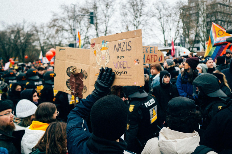 Nuremberg: WWII Guided Tour with Transport and Lunch