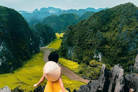 Ninh Binh, Trang An, Bai Dinh Pagoda, and Mua Cave