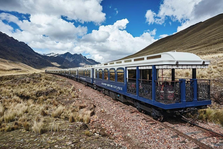 Cusco: Trip Puno, Arequipa by Luxury Train Andean ExplorerSuite Cabin