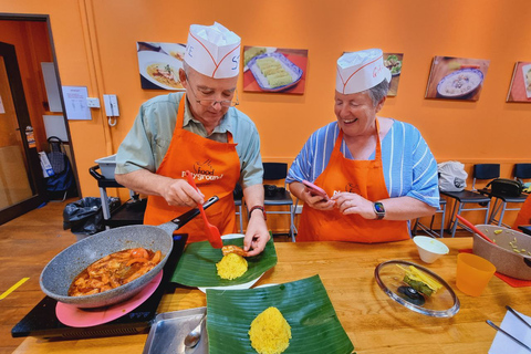 Singapore: Hands-on Cooking Class with Cultural Immersion