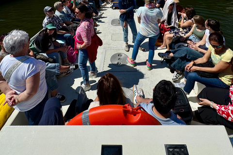 Antwerp: Private Harbor Cruise with Aperitif near the MAS XL Antwerp: Private Harbor Cruise with Aperitif near the MAS