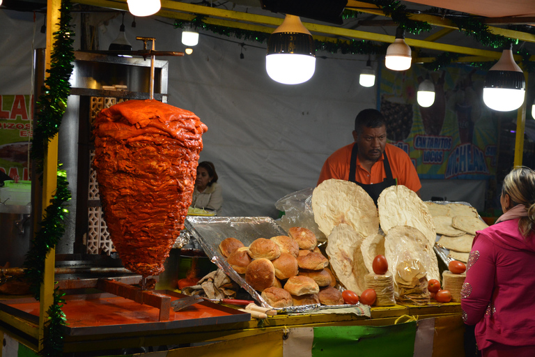 Degustación a la luz de la luna bajo el cielo de Puebla