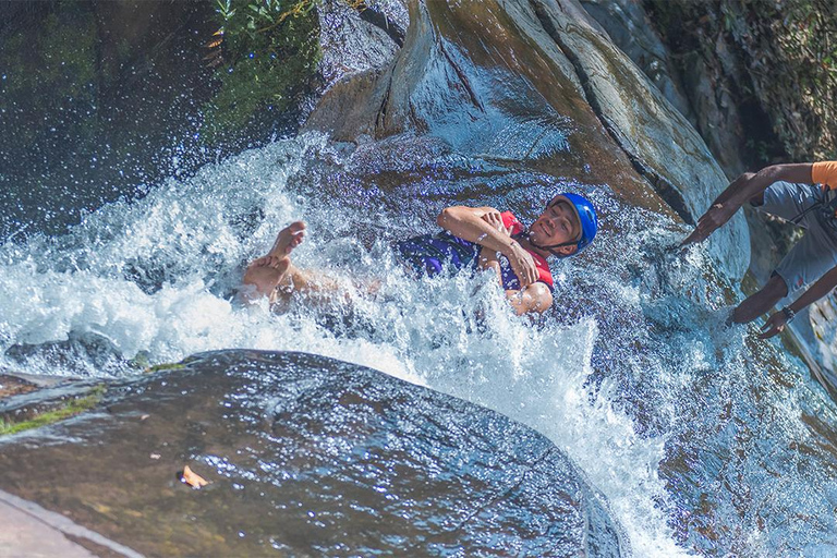 Colombo to Nuwara Eliya Transfer with Canyoning in Kitulgala