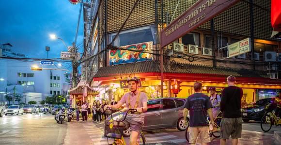 Bangkok bei Nacht Radtour mit Street-Food-Essen