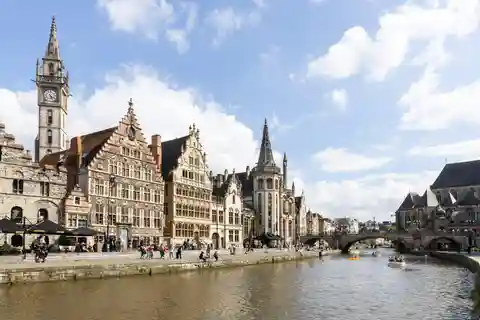 Gent Volledig - Rondvaart van 90 minuten (alleen nederlands)