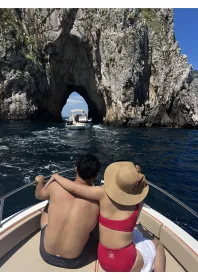 Von Positano: Private Tagestour nach Capri mit Boot und Skipper